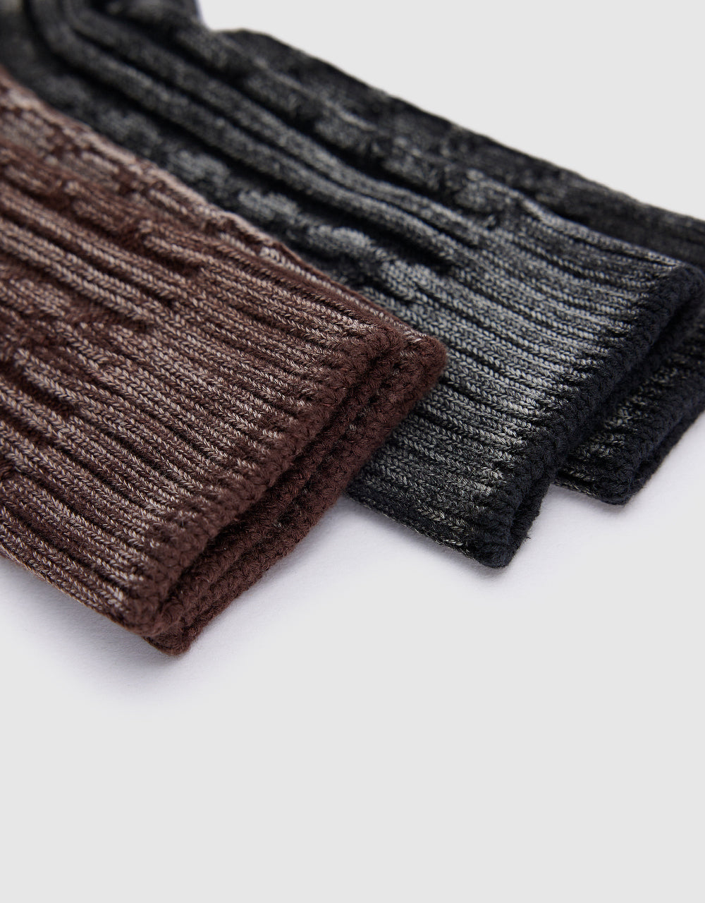 Textured Mid-Length Socks