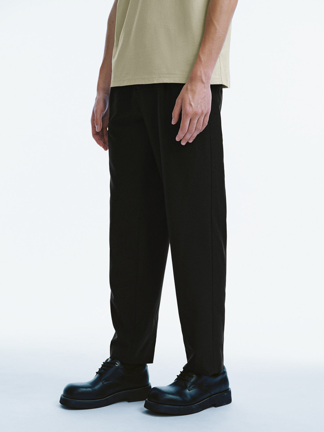 Woven Long Carrot Fit Pants