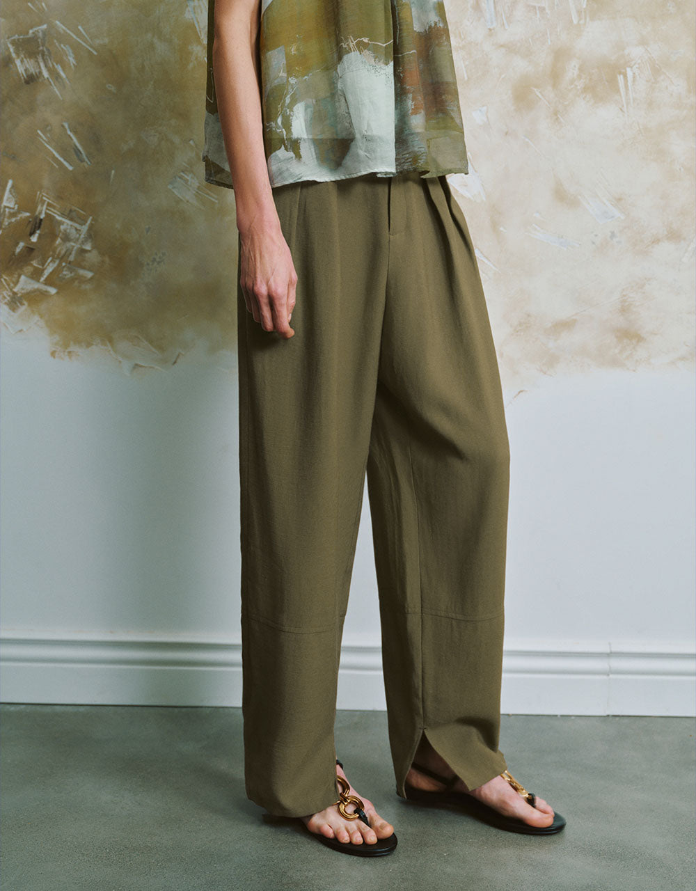 Wide-Leg Pants With Belt