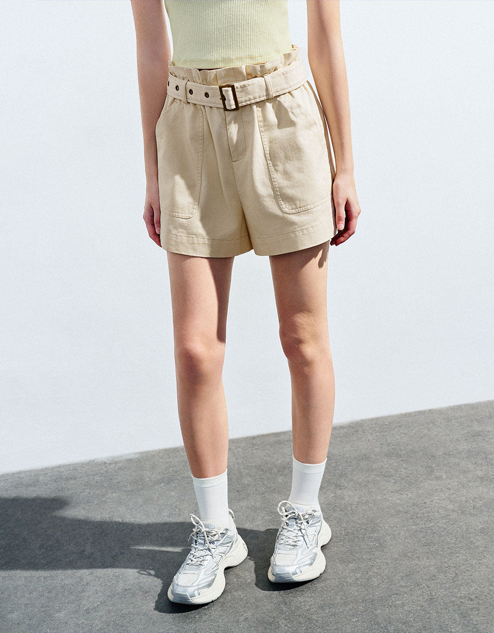 Loose Shorts With Belt