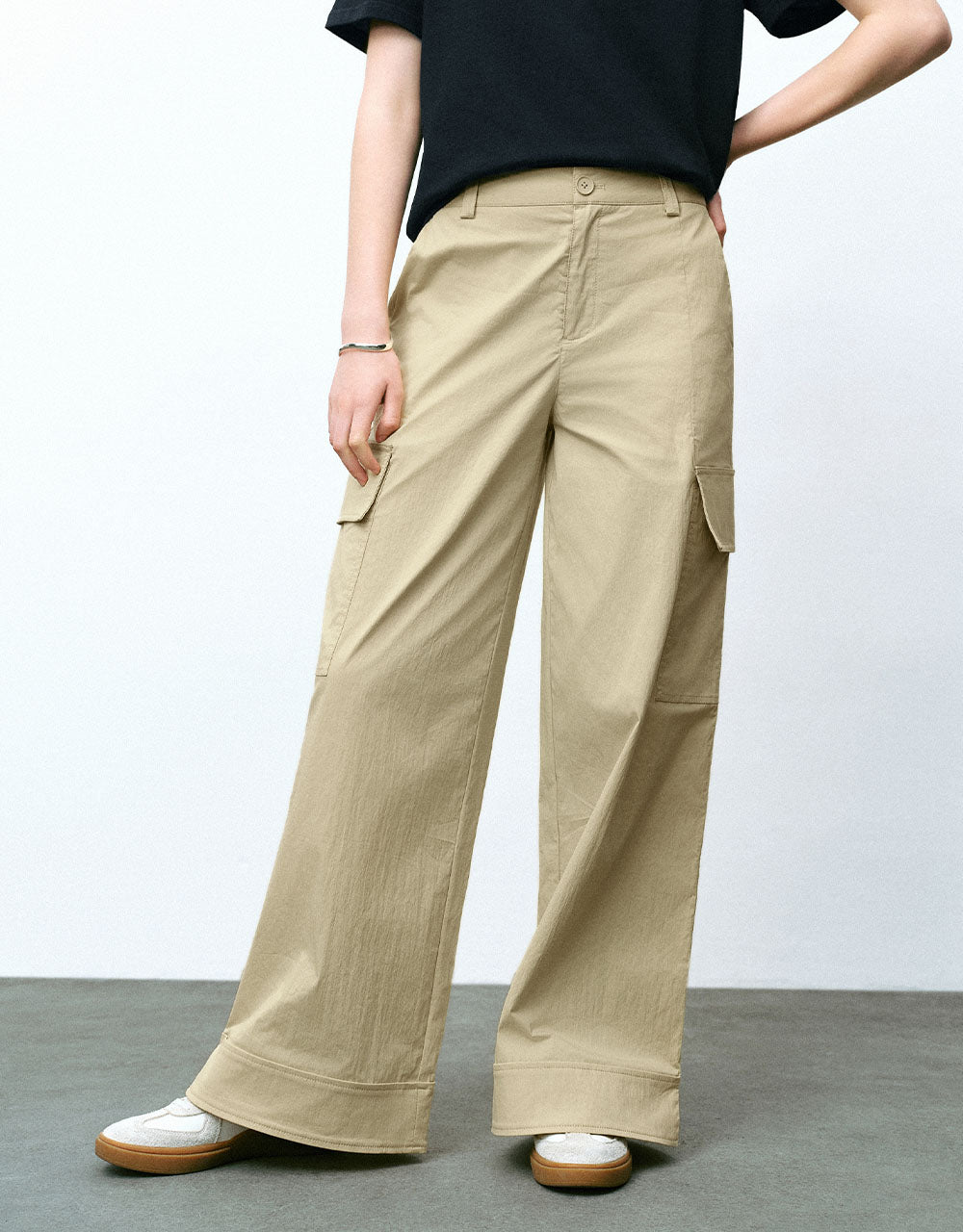 Loose Wide-Leg Pants