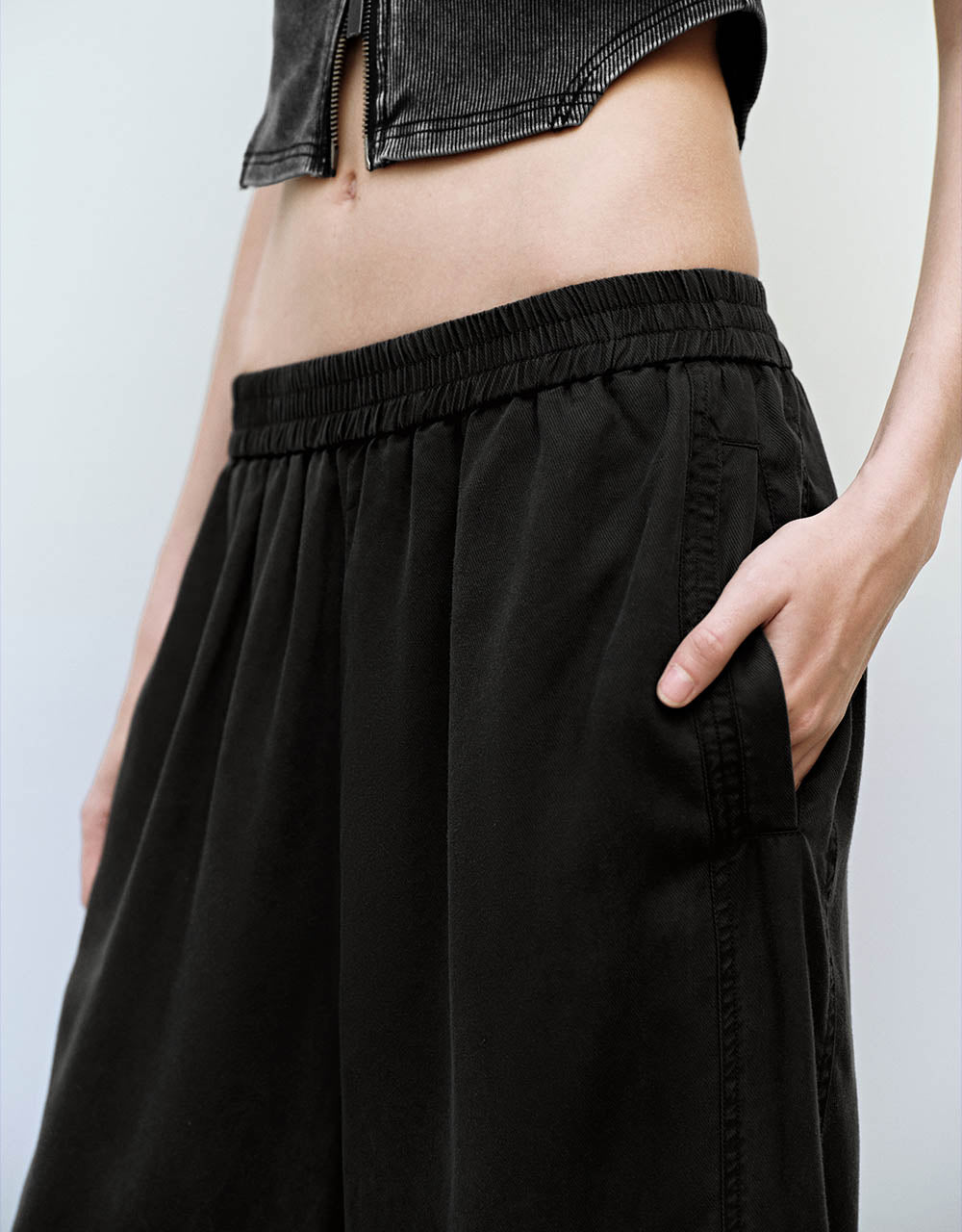 Elastic Waist Wide-Leg Pants