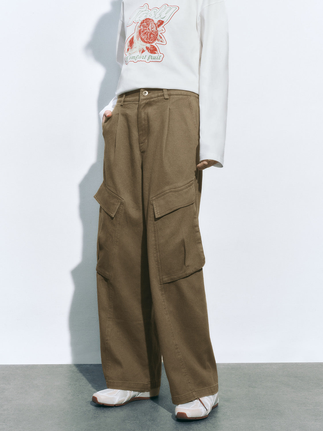 Side Pocket Wide-Leg Pants